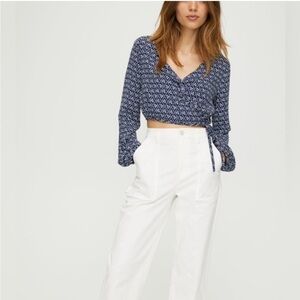 Aritzia Sunday Best Gigi Blouse Crop Blue Side Tie Ruffle Size Small Long Sleeve